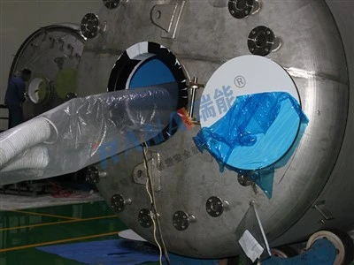 Serbatoiu di cunsirvazzioni rivestitu di PTFE pi l'isoprupanolu